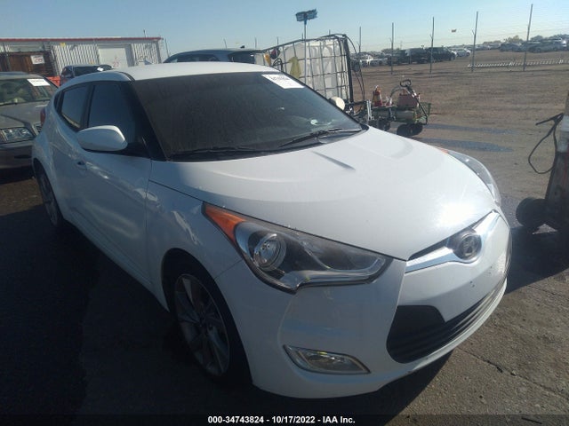 2017 KMHTC6AD4HU310399 main image