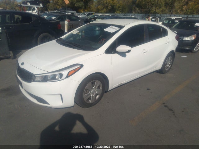 KIA FORTE LX 2017 3KPFK4A7XHE156864 Image 2