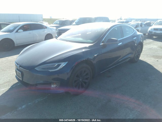 Tesla Model S 75d/100d/p100d 2018 5YJSA1E22JF260411 Image 2