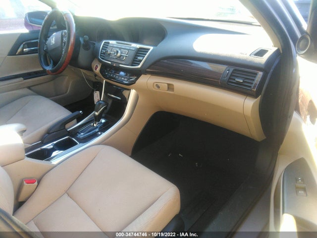 2017 Honda Accord, VIN: JHMCR6F31HC012920