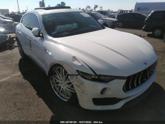 2017 Maserati Levante, VIN: ZN661XUA5HX207309
