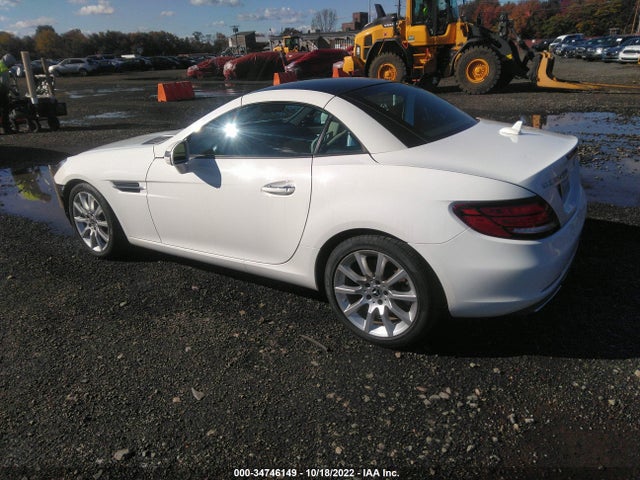 2017 Mercedes-Benz SLK-Class, VIN: WDDPK3JA8HF140412