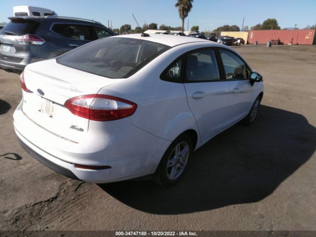 3FADP4BJ3HM145168 Ford FIESTA SE