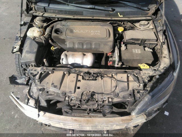 1C3CCCAB8GN125531 Chrysler 200 Limited