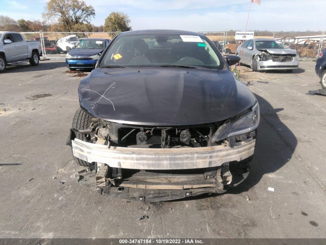 1C3CCCAB8GN125531 Chrysler 200 Limited