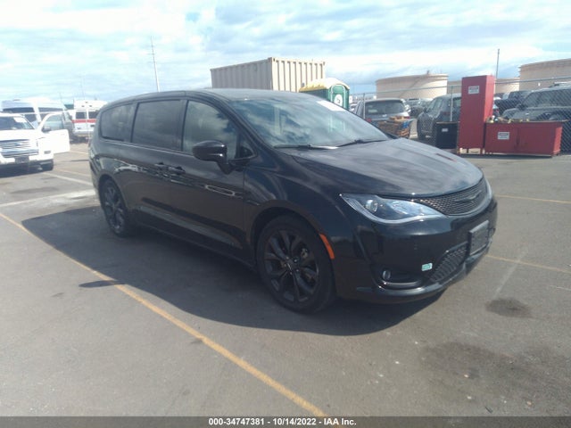 2C4RC1FG0KR590122 - Chrysler Pacifica Touring Plus 2019