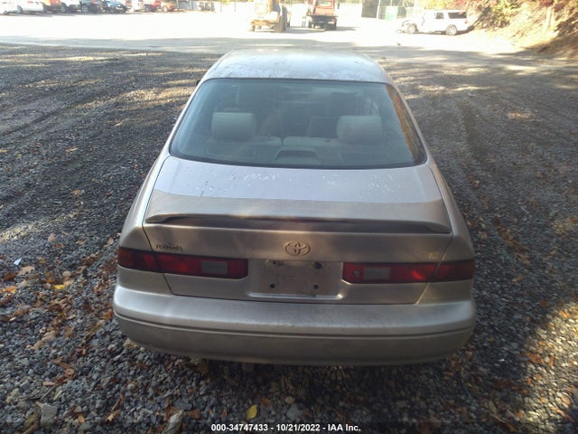 1998 TOYOTA CAMRY 4T1BG22K2WU844486 Photo 5