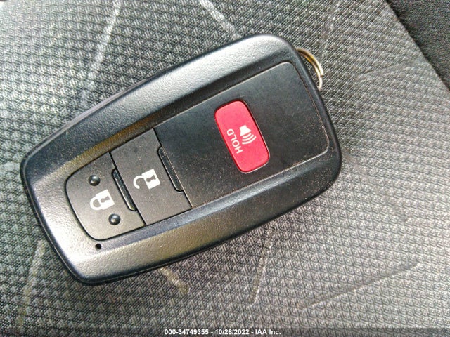 2021 Toyota RAV4, VIN: 2T3W1RFV0MC132600
