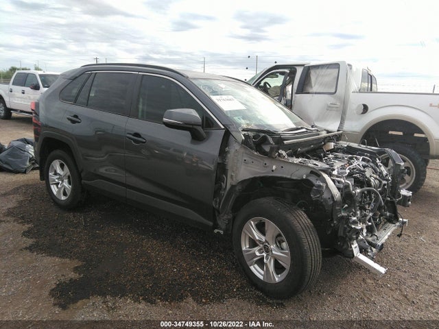 2021 Toyota RAV4, VIN: 2T3W1RFV0MC132600