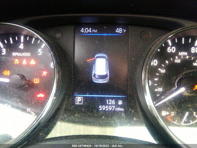 2018 NISSAN ROGUE SV VIN: KNMAT2MV7JP540323