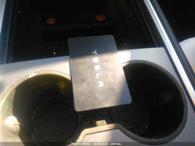 Tesla Model Y Long Range 2021 5YJYGAEE9MF234623 Image 3
