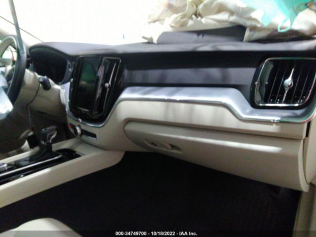 YV4A22RK5K1369848 Volvo Xc60 Momentum