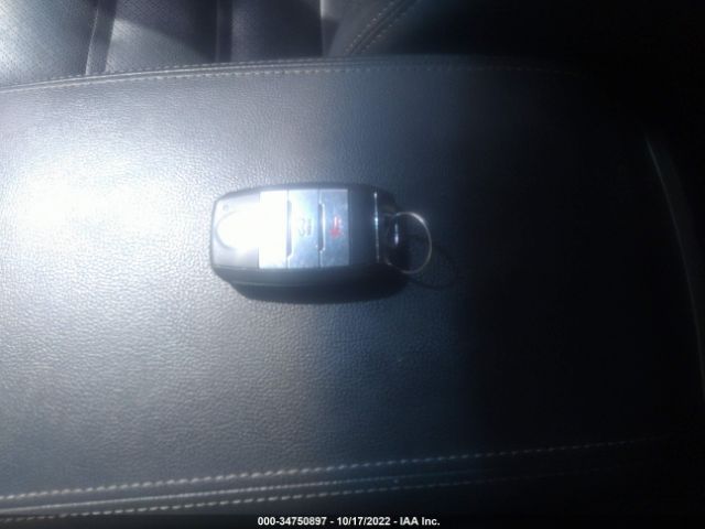 5XYPG4A3XHG274905 KIA Sorento Lx/l