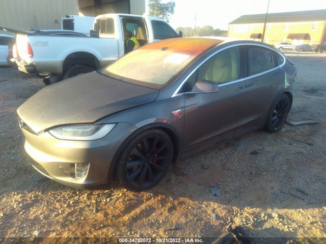 2016 Tesla Model X, VIN: 5YJXCBE45GF000374