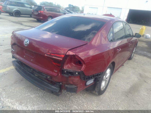 1VWAA7A37JC049972 Volkswagen Passat 2.0t S