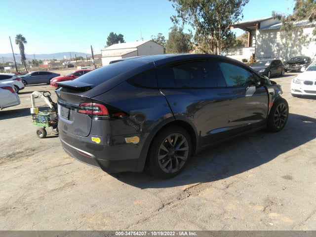 2022 Tesla Model X, VIN: 7SAXCDE50NF349494