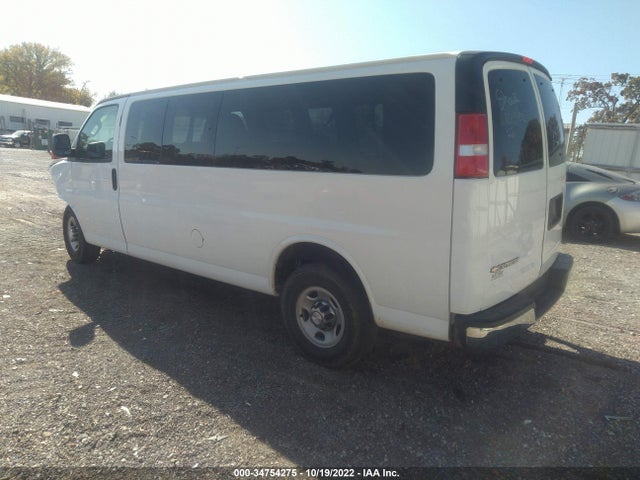 2017 CHEVROLET EXPRESS PASSENGER LT VIN: 1GAZGPFF6H1279363