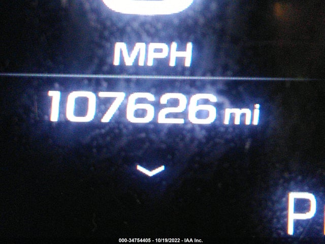 2017 Chevrolet Suburban, VIN: 1GNSCHKC7HR310098
