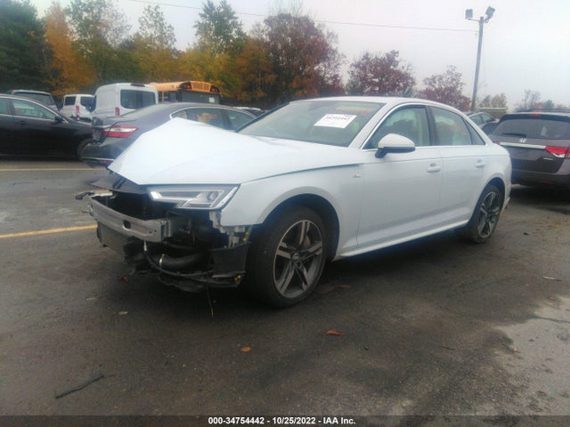 2017 Audi A4, VIN: WAUENAF44HN035630