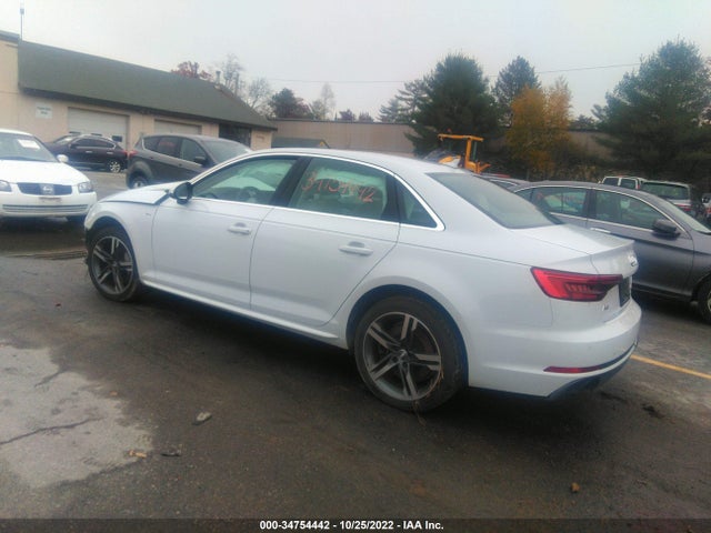 2017 Audi A4, VIN: WAUENAF44HN035630
