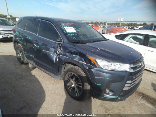 2018 Toyota Highlander, VIN: 5TDZZRFH7JS249747