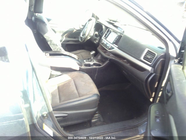 2018 Toyota Highlander, VIN: 5TDZZRFH7JS249747