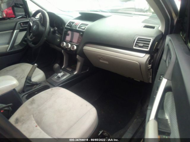 JF2SJAEC8JH473566 Subaru Forester Premium