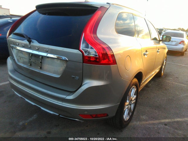 2015 Volvo XC60, VIN: YV426MDC2F2604565