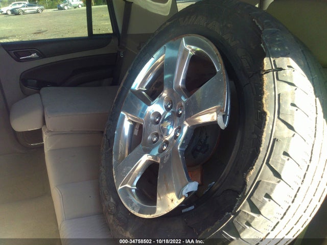 2017 Chevrolet Tahoe, VIN: 1GNSCAKC0HR227829