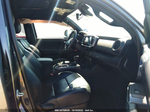 Toyota Tacoma 2018 5TFCZ5ANXJX161040 Image 5