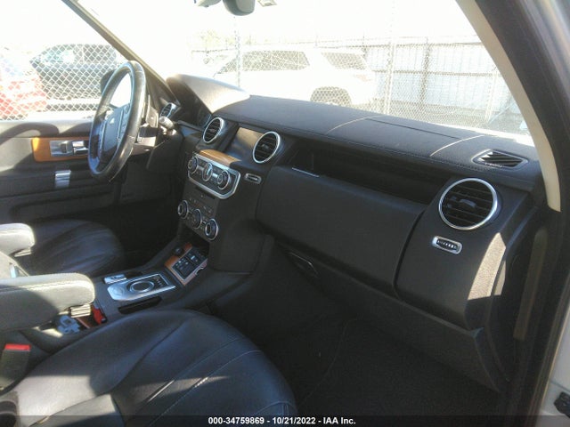 2015 Land Rover LR4, VIN: SALAG2V61FA743352