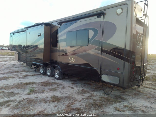 2014 Grand Design Mobile Suites მანქანა იყიდება აუქციონზე, vin: 5KEFA4337E1007258, აუქციონის ნომერი: 34760611