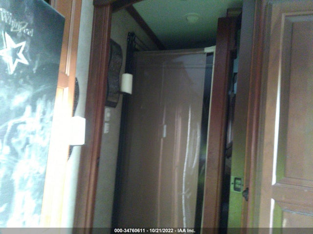 2014 Grand Design Mobile Suites მანქანა იყიდება აუქციონზე, vin: 5KEFA4337E1007258, აუქციონის ნომერი: 34760611