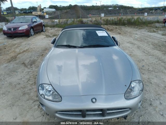 SAJGX2245WC031243 Jaguar XK8