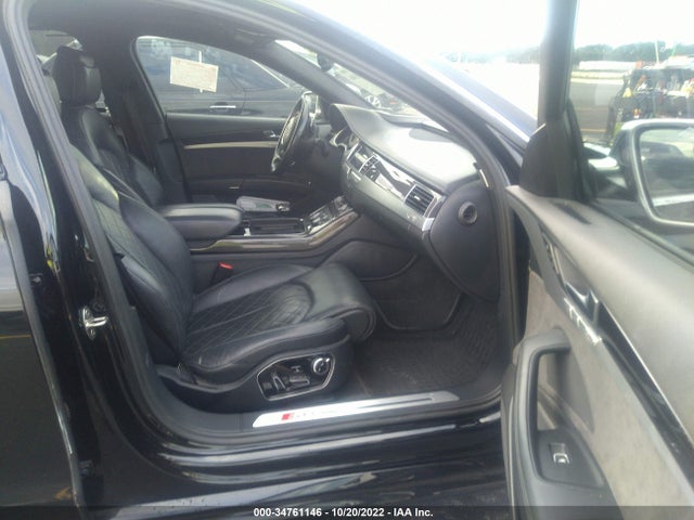 2017 Audi S8, VIN: WUAJ5AFD8HN900989