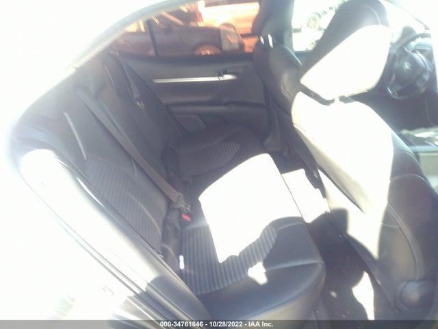 Toyota Camry 2018 4T1B11HK5JU048374 Image 8