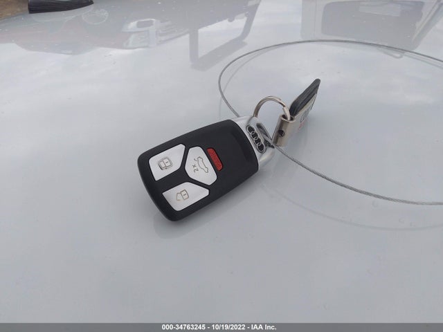 2022 Audi A4, VIN: WAUABAF48NN003332