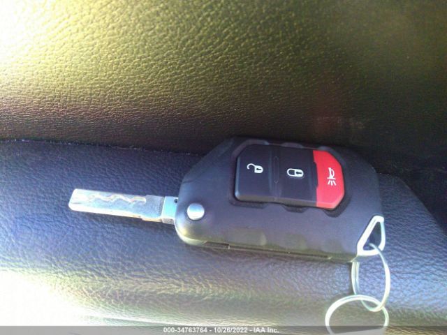 1C4GJXAN9NW140177 Jeep Wrangler Sport S