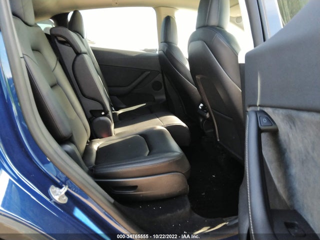 Tesla Model Y Long Range 2022 7SAYGAEE9NF400739 Image 8