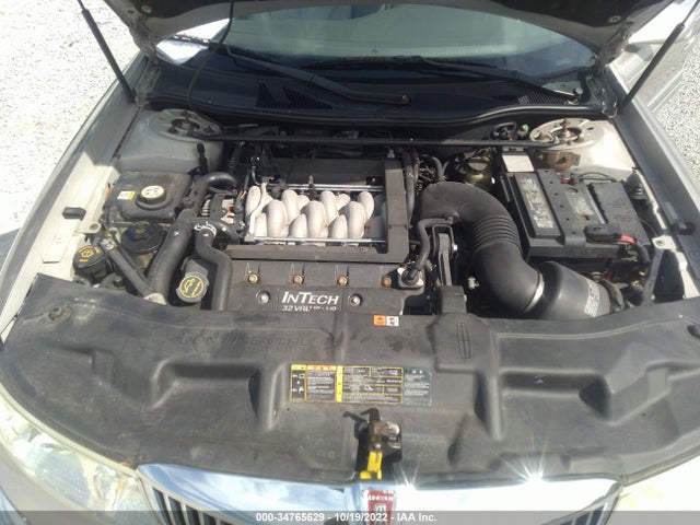 Lincoln Continental Base/w 2002 1LNHM97V22Y681937 Image 11