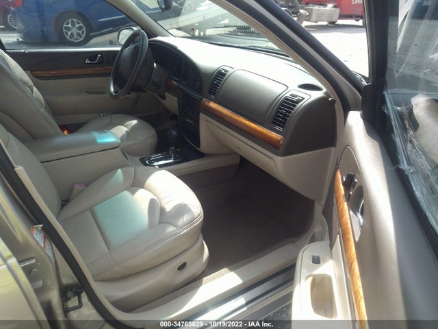 Lincoln Continental Base/w 2002 1LNHM97V22Y681937 Image 6