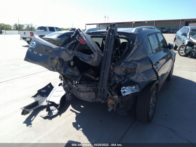 KMHRC8A3XNU137819 Hyundai Venue Sel