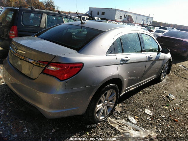 1C3CCBAB1DN705838 Chrysler 200 LX