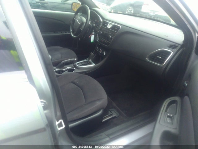 1C3CCBAB1DN705838 Chrysler 200 LX
