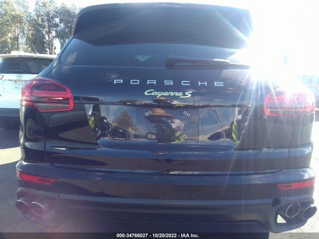 2016 Porsche Cayenne, VIN: WP1AE2A21GLA58594