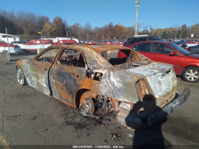 2C3CCAKG1GH239023 Chrysler 300 300c