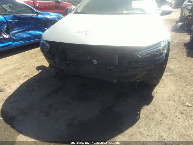 2018 Buick Regal, VIN: W04GL6SX4J1071713