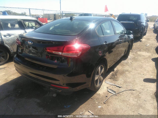 2018 Kia Forte, VIN: 3KPFL4A75JE262884