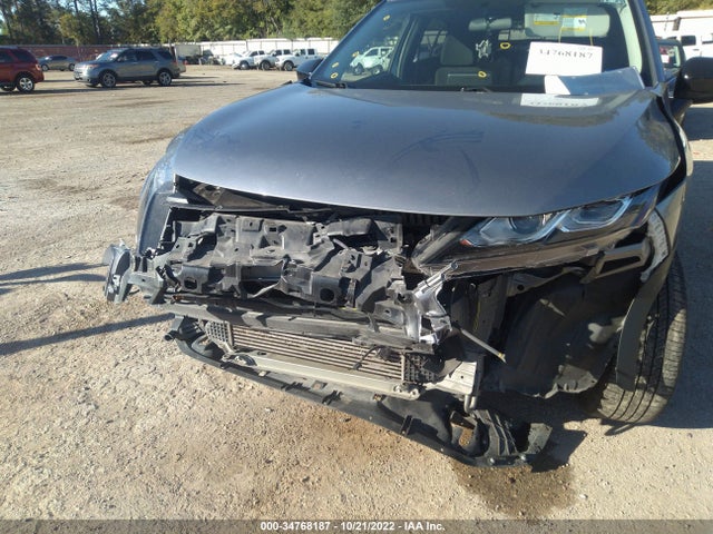 JA4AT4AA8JZ064904 Mitsubishi Eclipse Cross Le