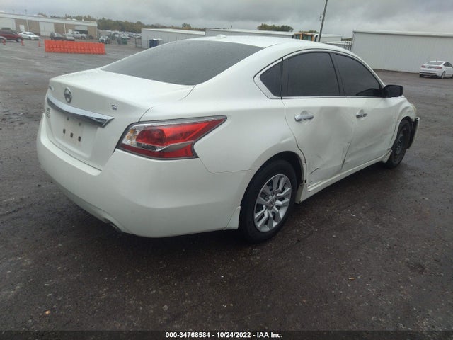 2015 Nissan Altima, VIN: 1N4AL3AP4FN405496